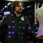 LumiNet jacket by René Bohne. © Adlan Mansri