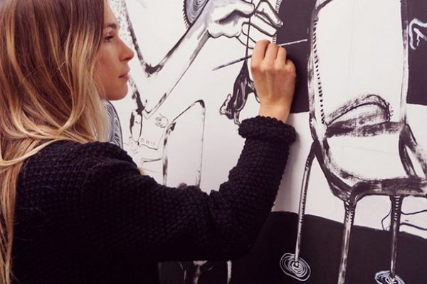 So many messages! Balnda hard at work in the PLATOON ARTIST LAB. Photo credit: Eve W/O Adam